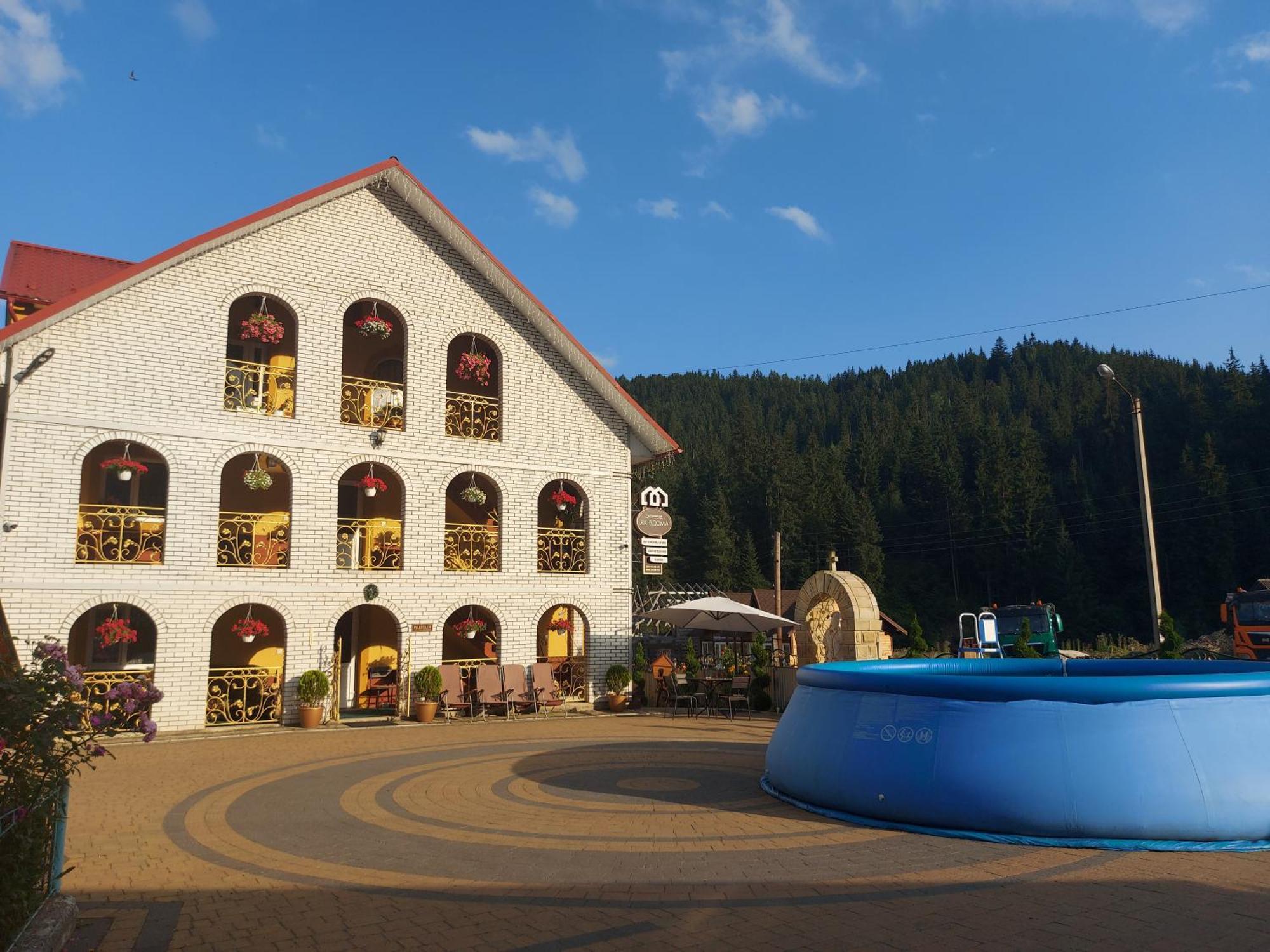 "Як Вдома" Буковель Hotel Exterior photo